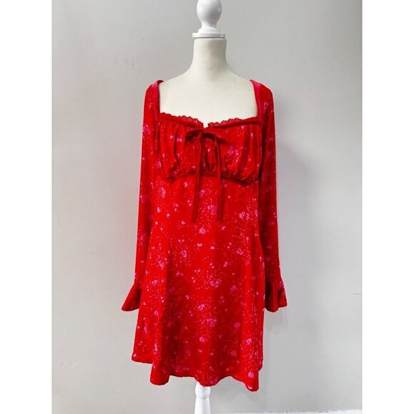 FREE PEOPLE Bell Sleeve Floral Mini Peasant Dress Size large new - Picture 3 of 8
